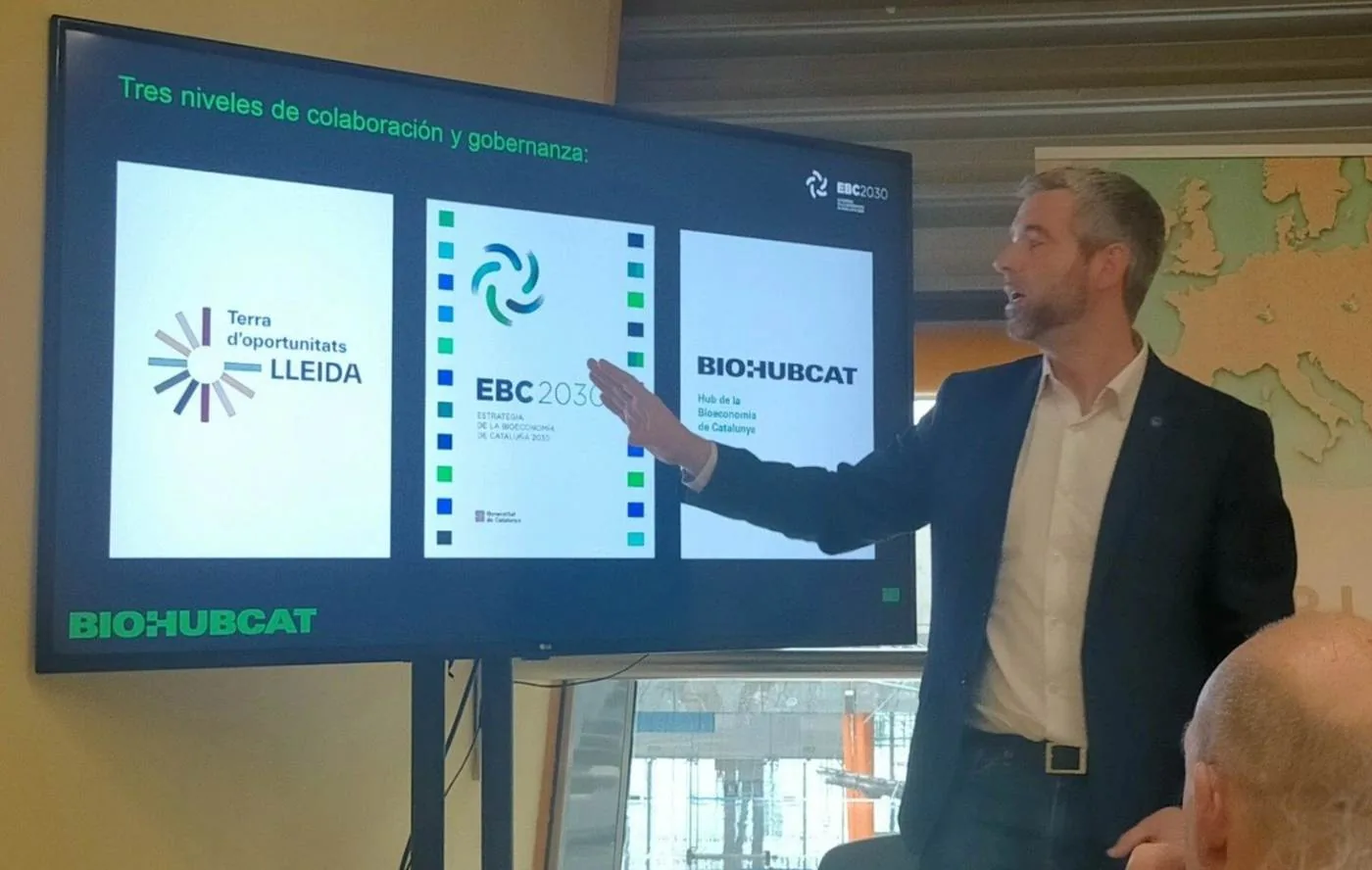 BioHubCat presentation in an institutional setting